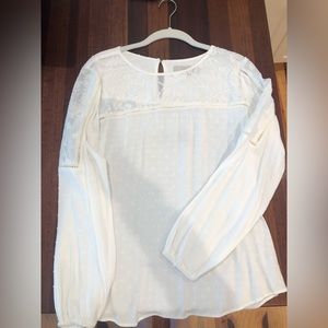 ✨A stunning Loft blouse!😍